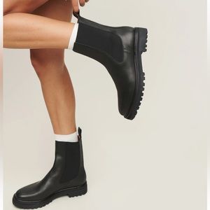Reformation Katerina Chelsea Boots - Never Worn!
